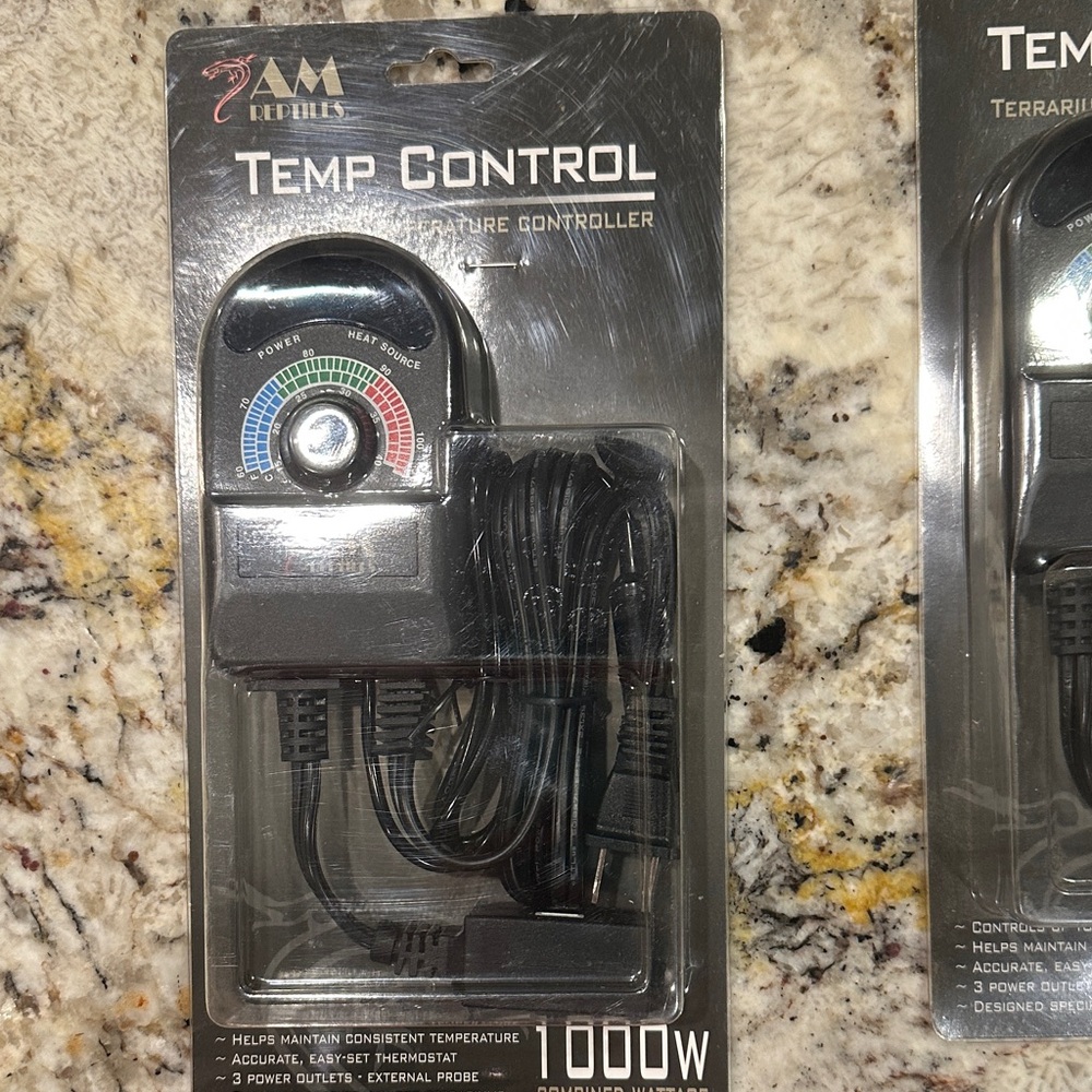 AM Reptiles Terrarium  Temperature Controller 1000W